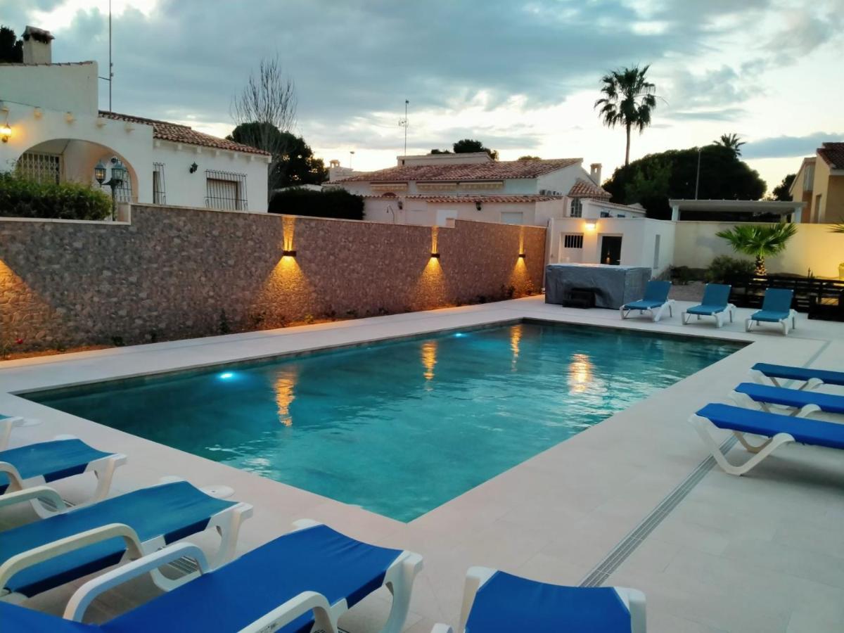 Villa Luxueuse A 3 Min. A Pied De La Plage Dehesa de Campoamor  Extérieur photo